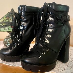 EUC Fashion Nova Woman’s Black Platform Block Heel Combat Boots Sz 6​